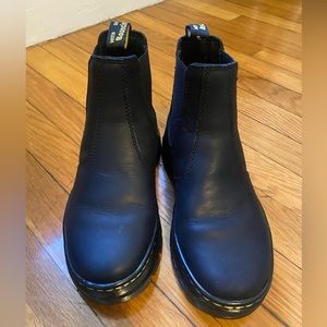 Brand New without Box Dr. Martens Embury Leather Casual Chelsea Boot sz 5